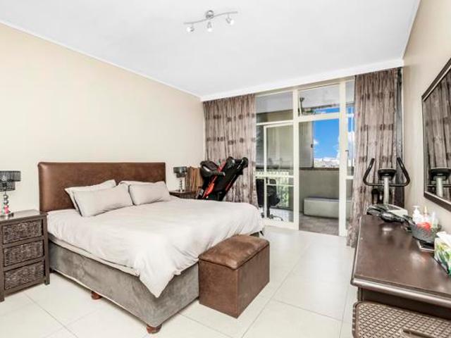 2 Bedroom Apartment in Illovo
