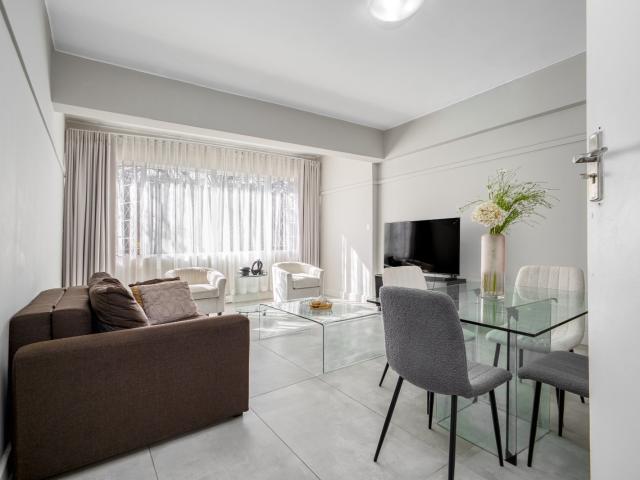2 Bedroom Apartment in Illovo