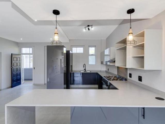 2 Bedroom Apartment in Illovo