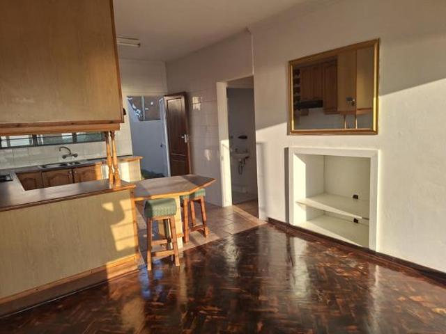 2 Bedroom Apartment in Illovo Beach