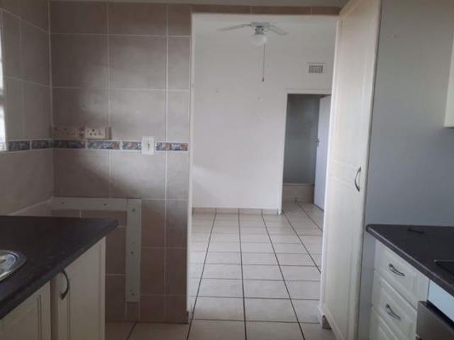 2 Bedroom Apartment in Illovo Beach