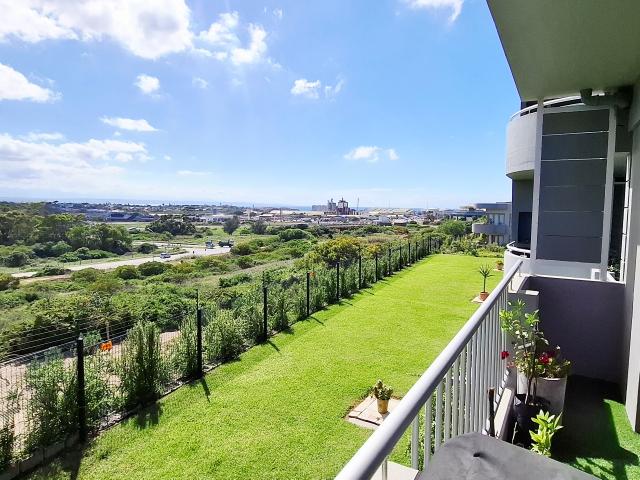2 Bedroom Apartment in Island View