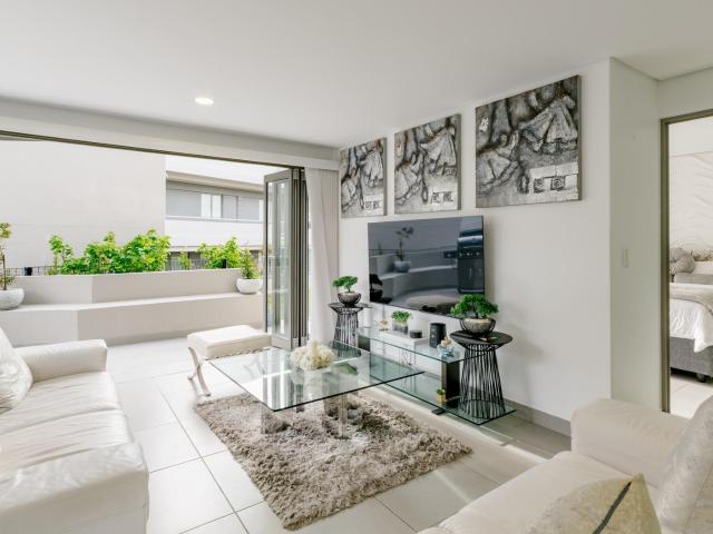 2 Bedroom Apartment in Island View