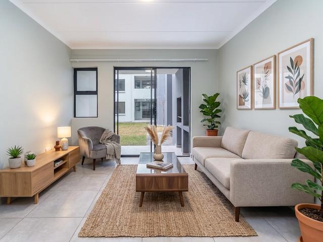 2 Bedroom Apartment in Jansen Park