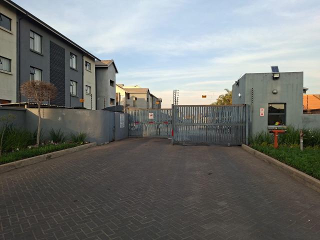 2 Bedroom Apartment in Jansen Park