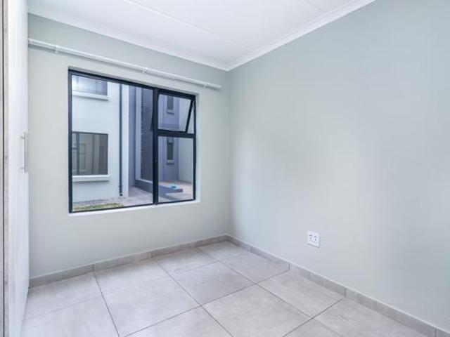 2 Bedroom Apartment in Jansen Park