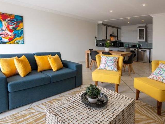 2 Bedroom Apartment in Jeffreys Bay Central