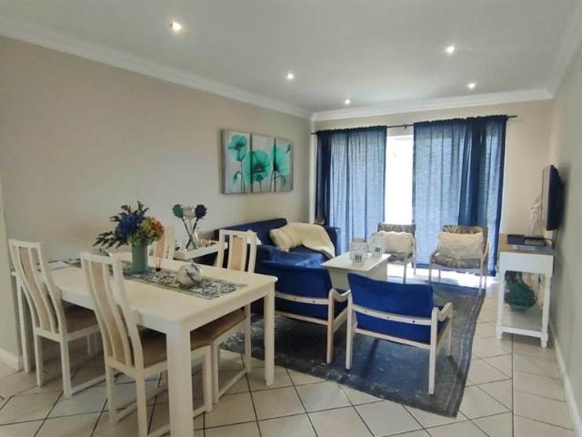2 Bedroom Apartment in Jeffreys Bay