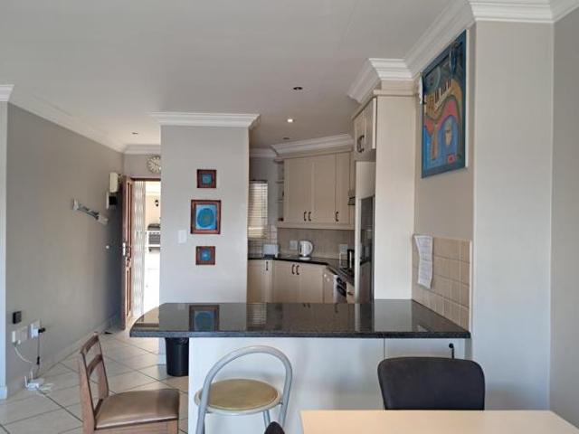 2 Bedroom Apartment in Jeffreys Bay Central