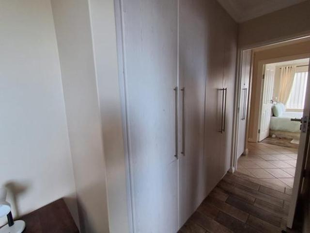 2 Bedroom Apartment in Jeffreys Bay Central