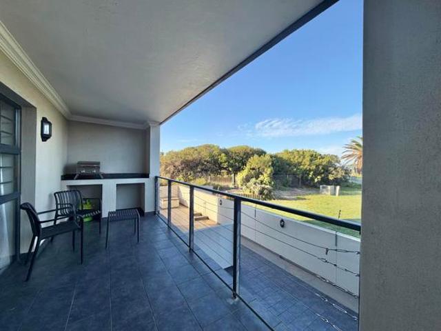 2 Bedroom Apartment in Jeffreys Bay Central