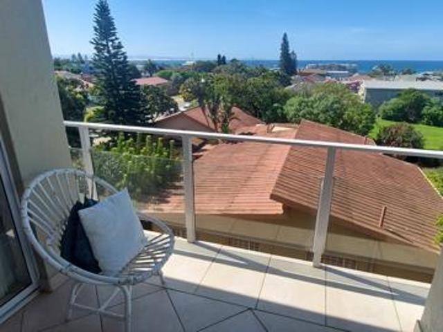 2 Bedroom Apartment in Jeffreys Bay Central
