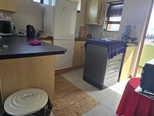 2 Bedroom Apartment in Jeffreys Bay Central