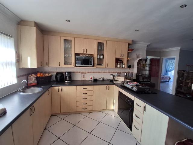 2 Bedroom Apartment in Joostenbergvlakte