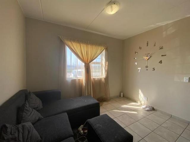 2 Bedroom Apartment in Kwamashu