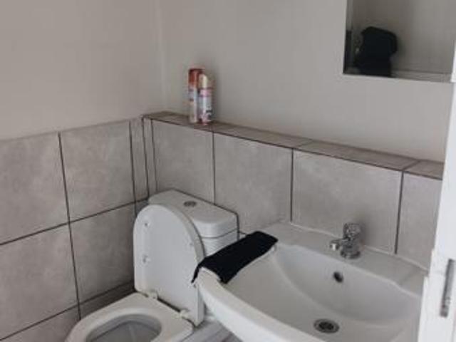 2 Bedroom Apartment in Kwamashu