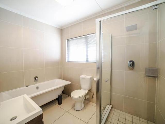 2 Bedroom Apartment in Kyalami Hills