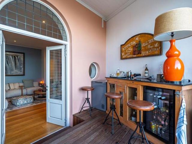 2 Bedroom Apartment in Kalk Bay