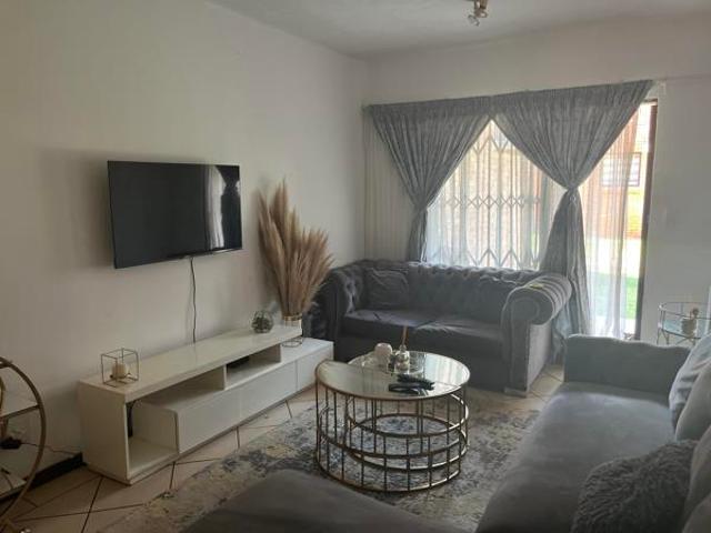 2 Bedroom Apartment in Karenpark