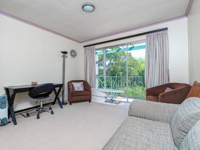 2 Bedroom Apartment in Kenilworth
