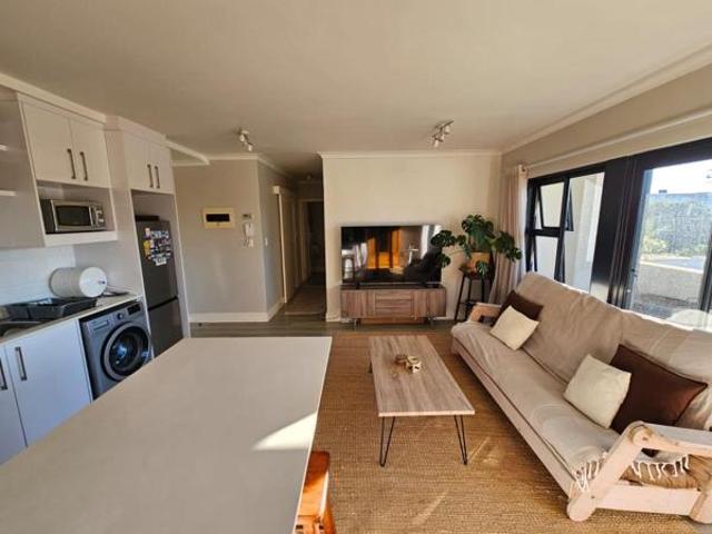 2 Bedroom Apartment in Kenilworth