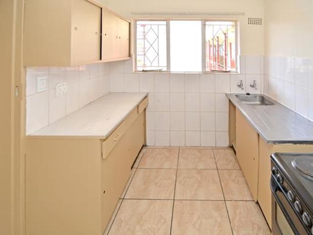 2 Bedroom Apartment in Kensington B