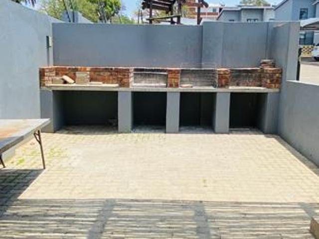 2 Bedroom Apartment in Kew