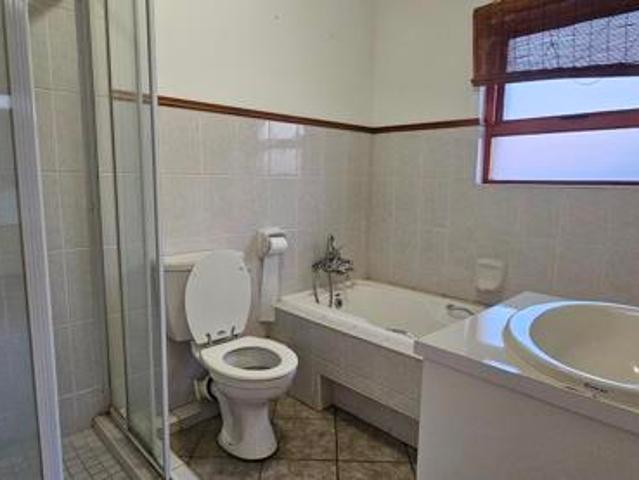 2 Bedroom Apartment in Khyber Rock