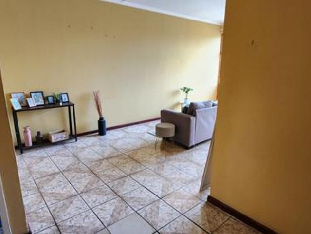 2 Bedroom Apartment in King Williams Town Qonce Central