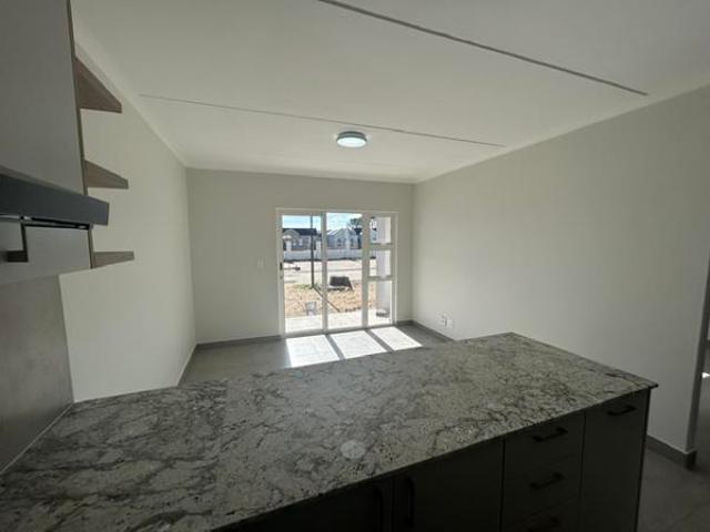 2 Bedroom Apartment in Klein Parys