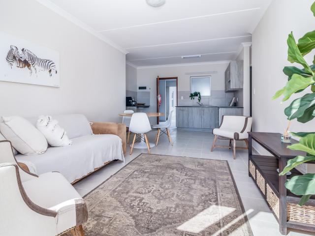 2 Bedroom Apartment in Klein Parys