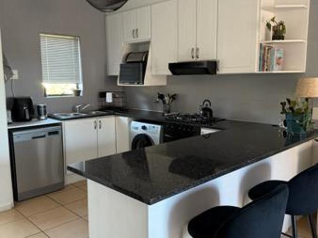 2 Bedroom Apartment in Klein Welgevonden