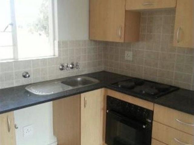 2 Bedroom Apartment in Klippoortje