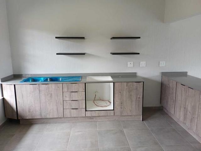 2 Bedroom Apartment in Kloofendal