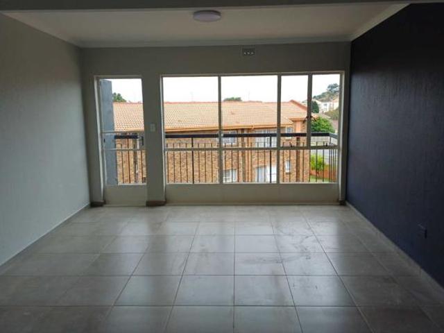 2 Bedroom Apartment in Kloofendal