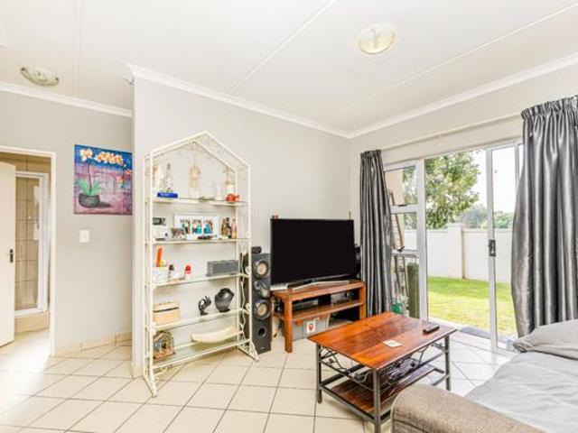 2 Bedroom Apartment in Kraaifontein East