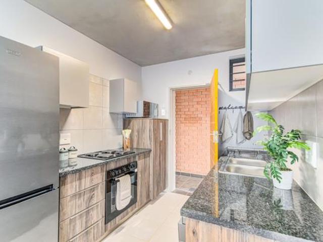 2 Bedroom Apartment in Krugersdorp North