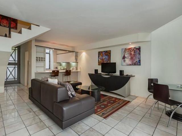2 Bedroom Apartment in Lyme Park