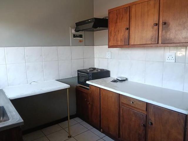 2 Bedroom Apartment in Lyttelton Manor