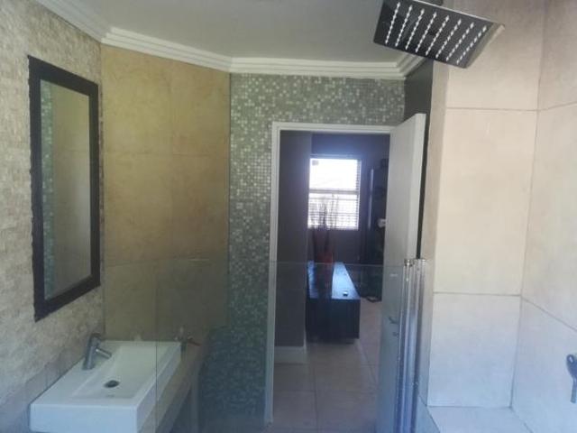 2 Bedroom Apartment in La Mercy