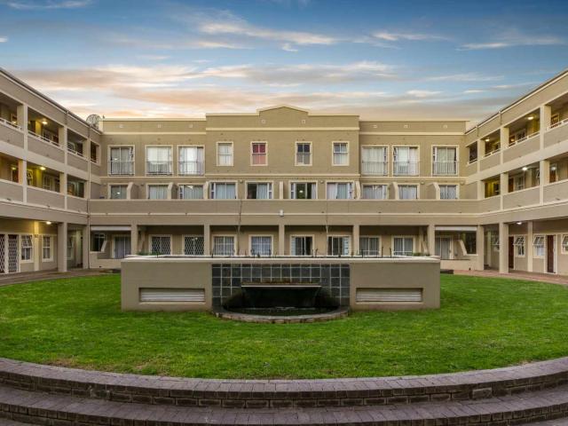 2 Bedroom Apartment in La Colline