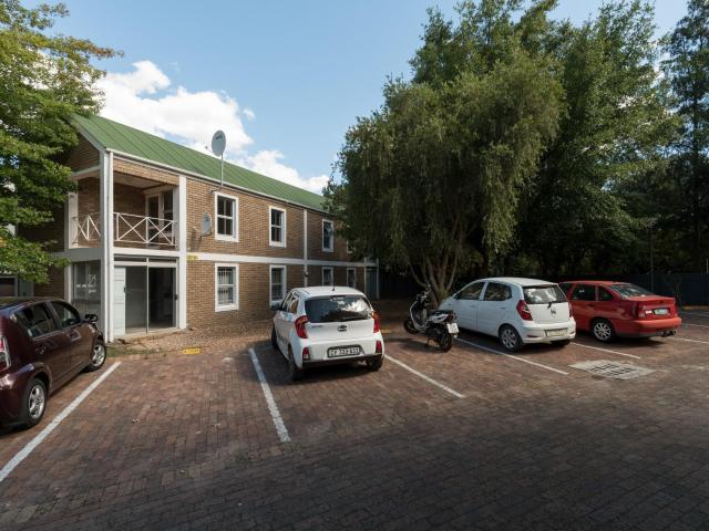 2 Bedroom Apartment in La Colline
