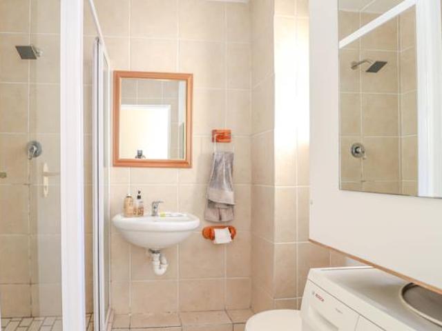 2 Bedroom Apartment in La Colline