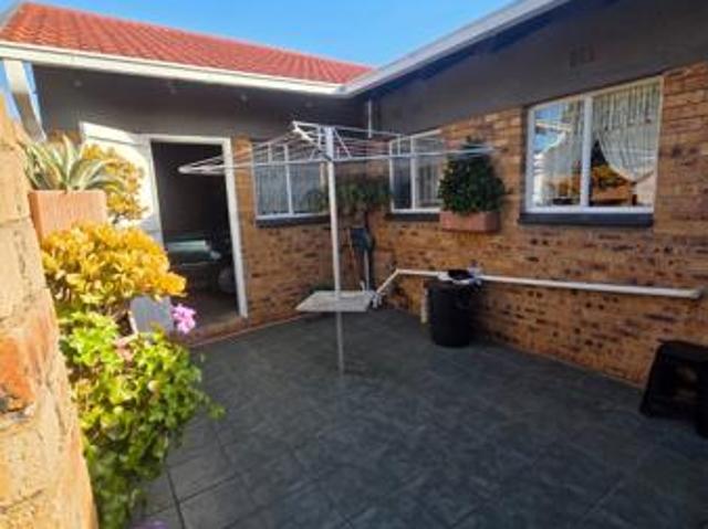 2 Bedroom Apartment in La Hoff