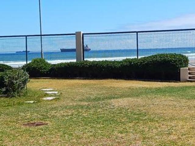 2 Bedroom Apartment in Lagoon Beach