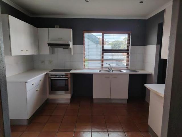 2 Bedroom Apartment in Lakefield