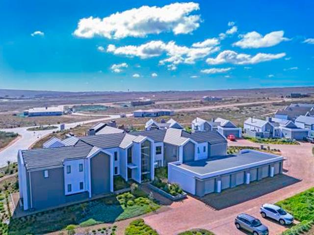 2 Bedroom Apartment in Langebaan Country Estate