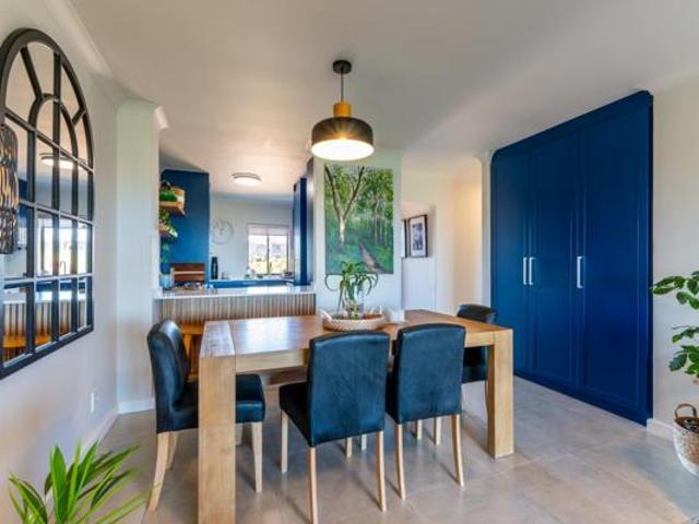 2 Bedroom Apartment in Langebaan Country Estate