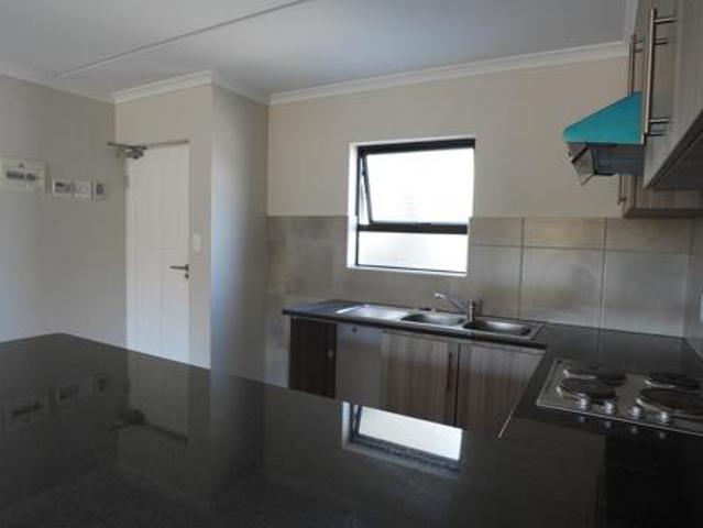2 Bedroom Apartment in Langeberg Ridge