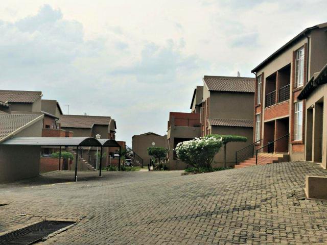2 Bedroom Apartment in Laser Park
